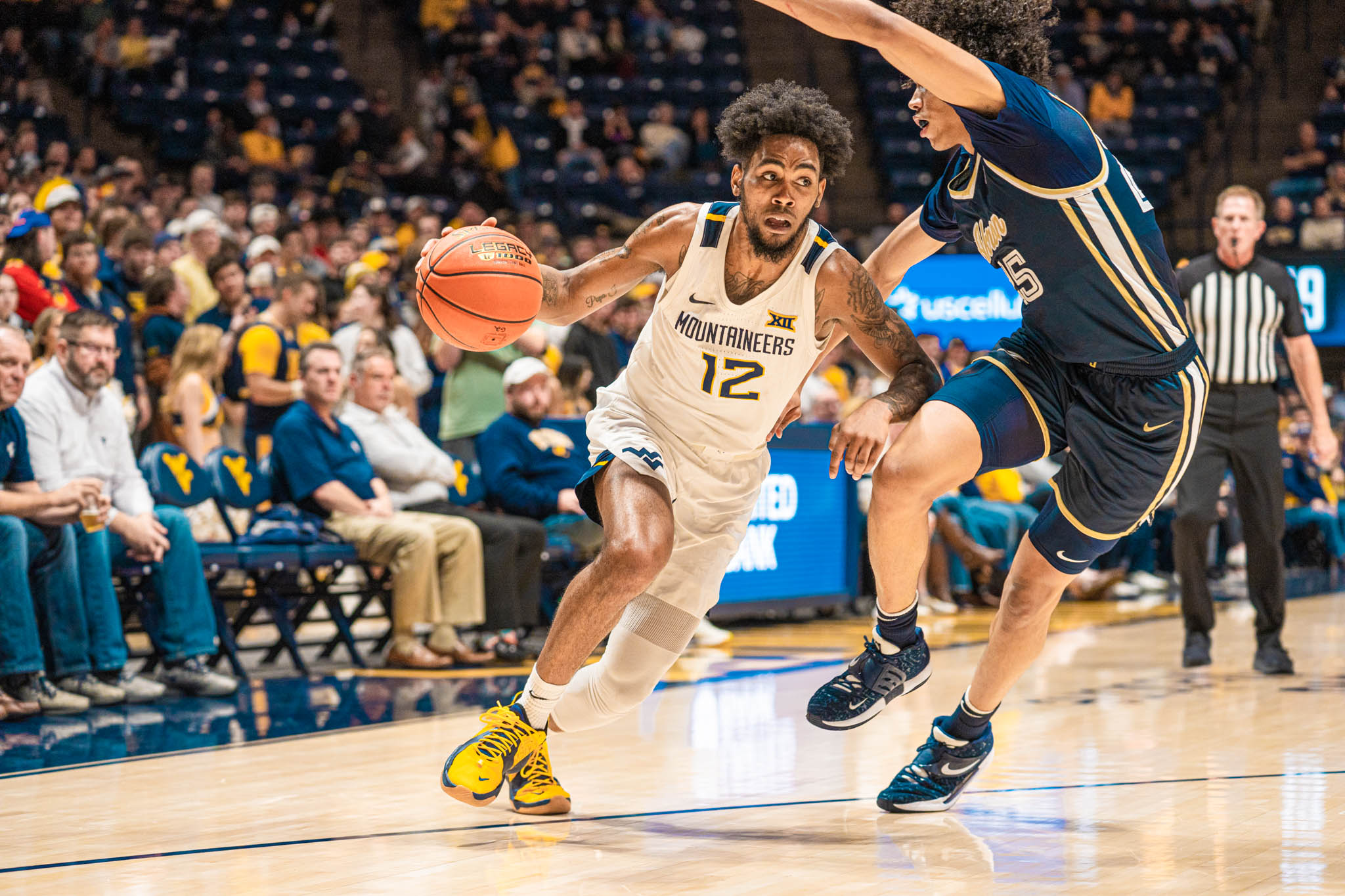 West Virginia begins season of unknowns in opener against Oakland (Mich.)